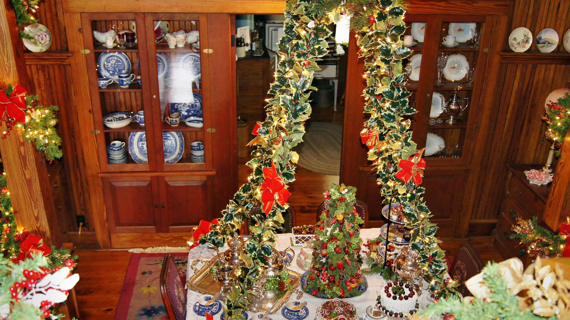 a christmas tree in a room